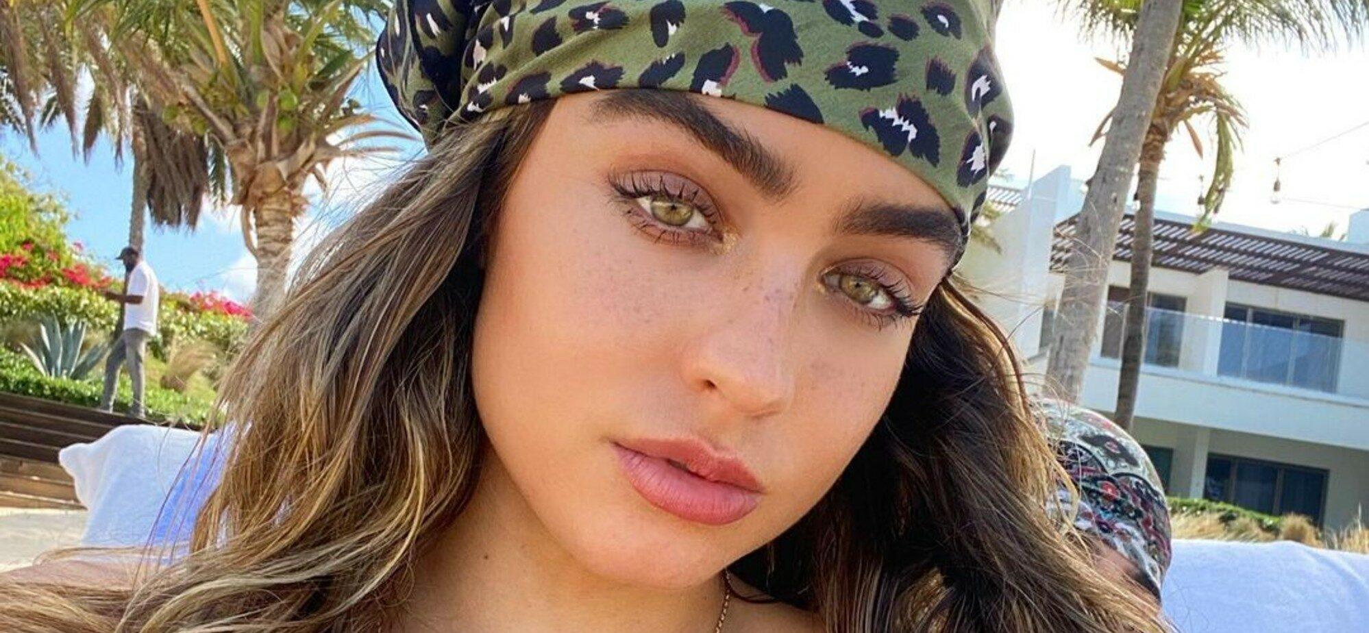 Sommer Ray Flaunts Chiseled Figure In Matching Sportswear Set