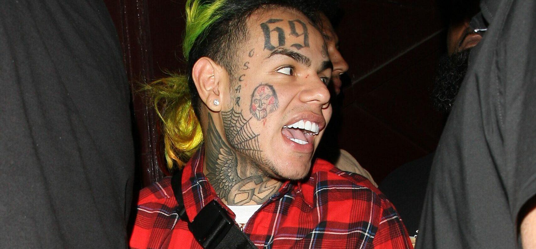 Tekashi 6ix9ine Dangerously Flaunts $1 Million Cash