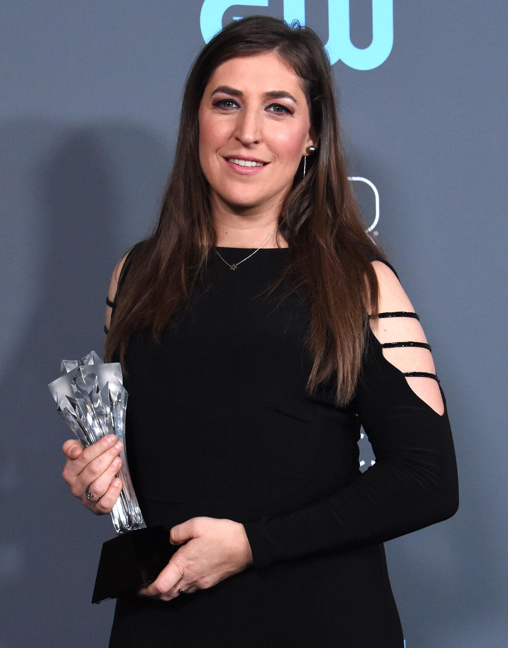 'Big Bang Theory' Star Mayim Bialik Co-Hosting Jeopardy!