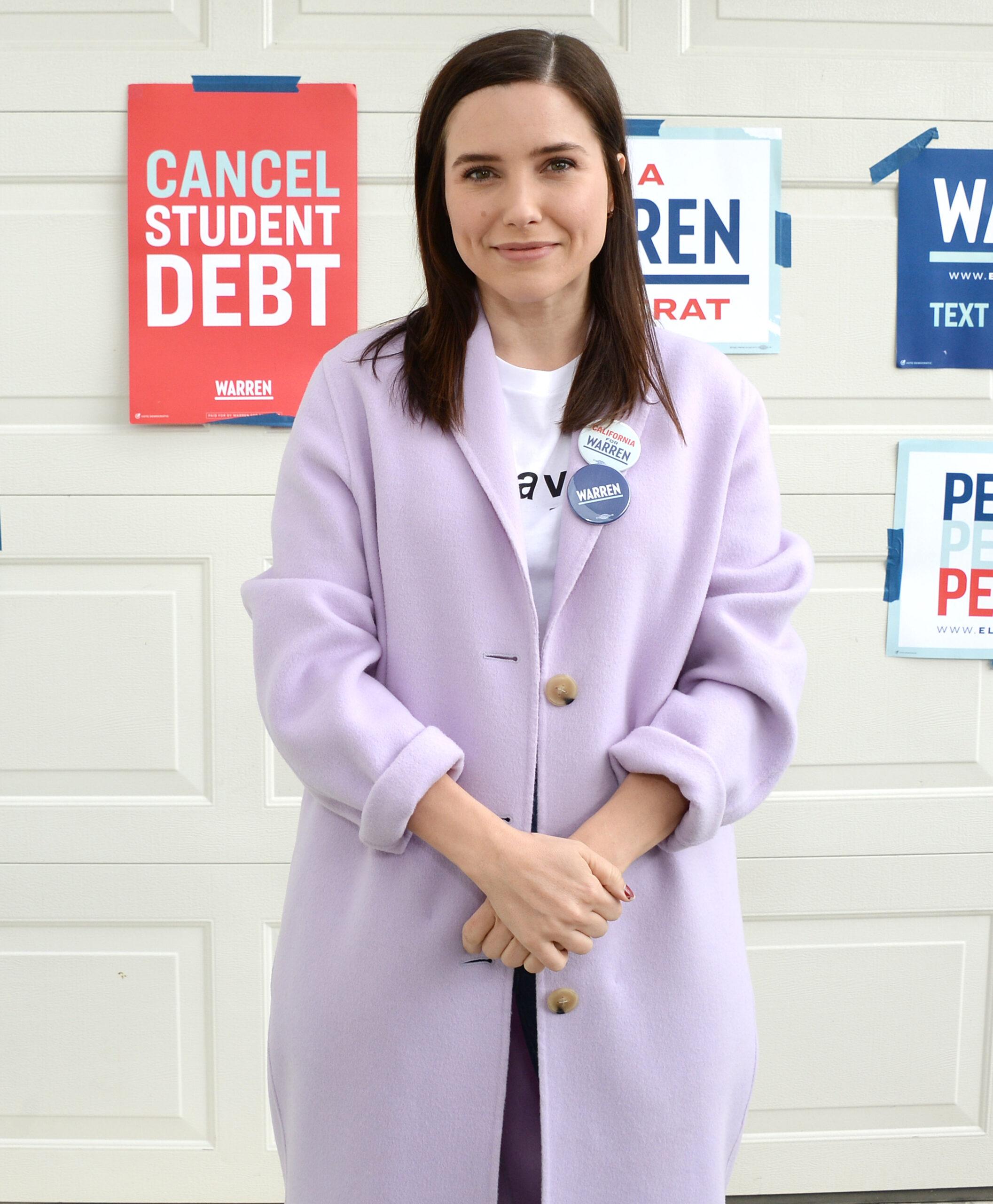 Sophia Bush campaigning for Elizabeth Warren