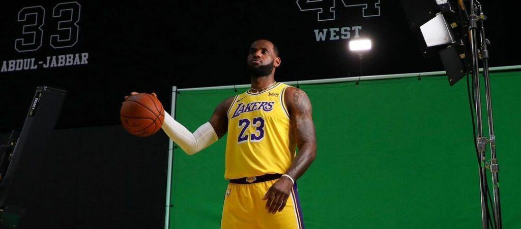 A photo showing LeBron James in a yellow jersey