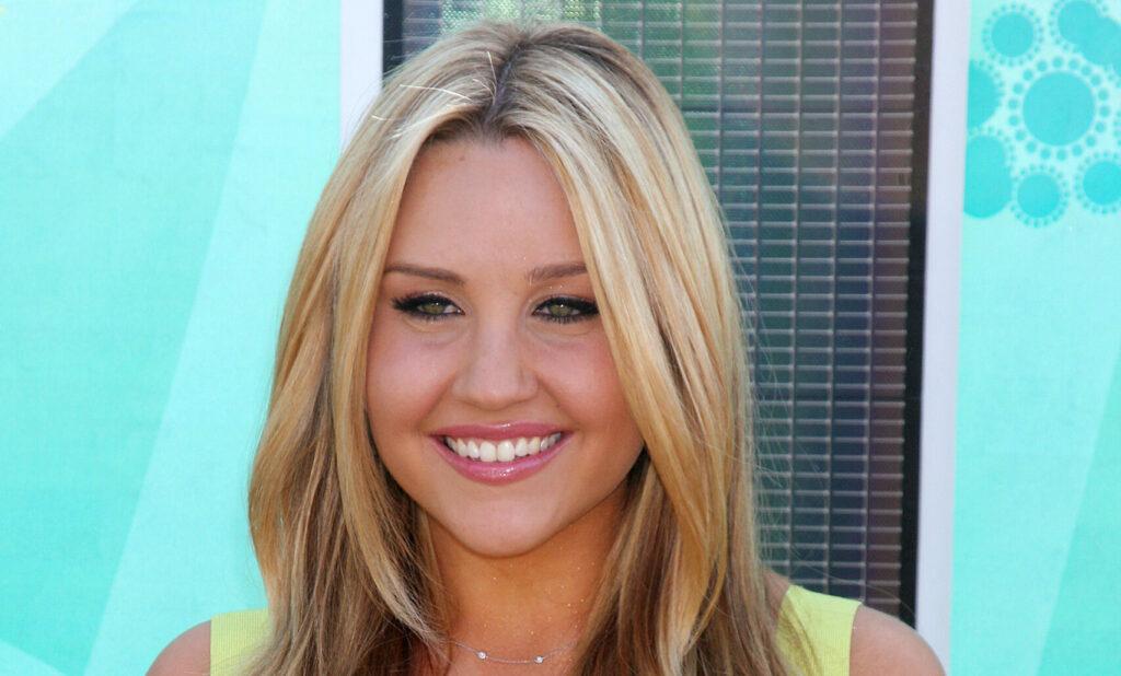 Amanda Bynes has her parents' support