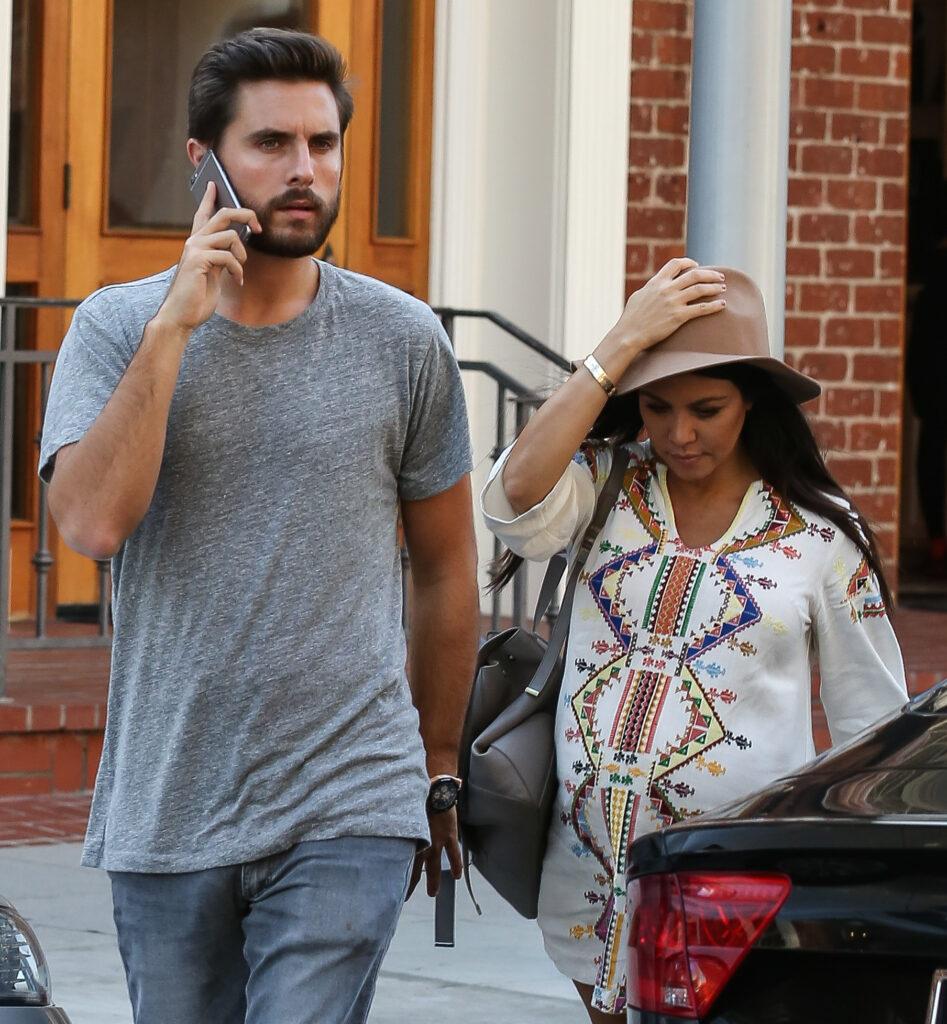 Kourtney Kardashian Claps Back At Scott Disick -- You Treated Me Badly!