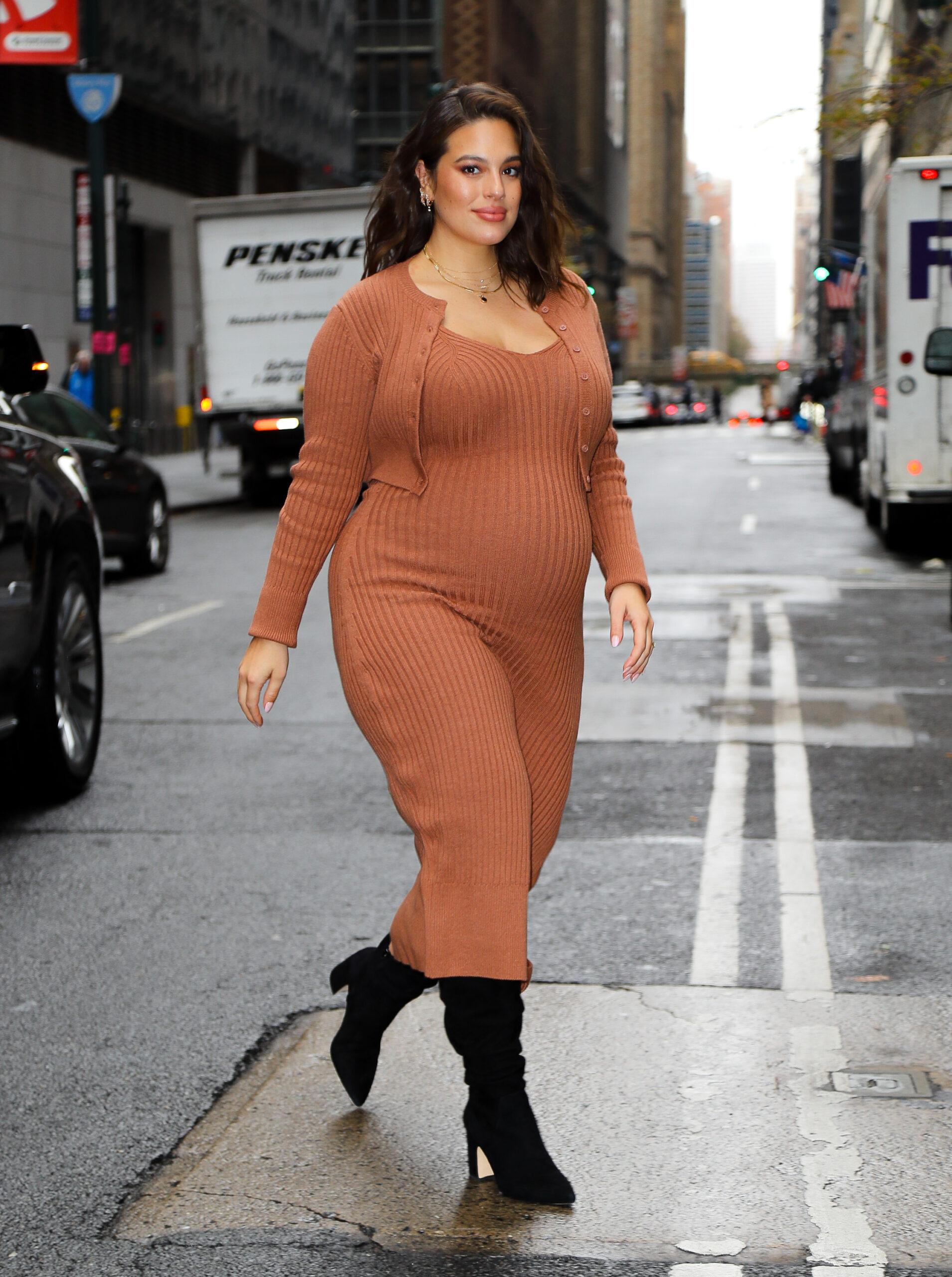 Pregnant Ashley Graham Shares Selfies of Her 'Greased' Baby Bump