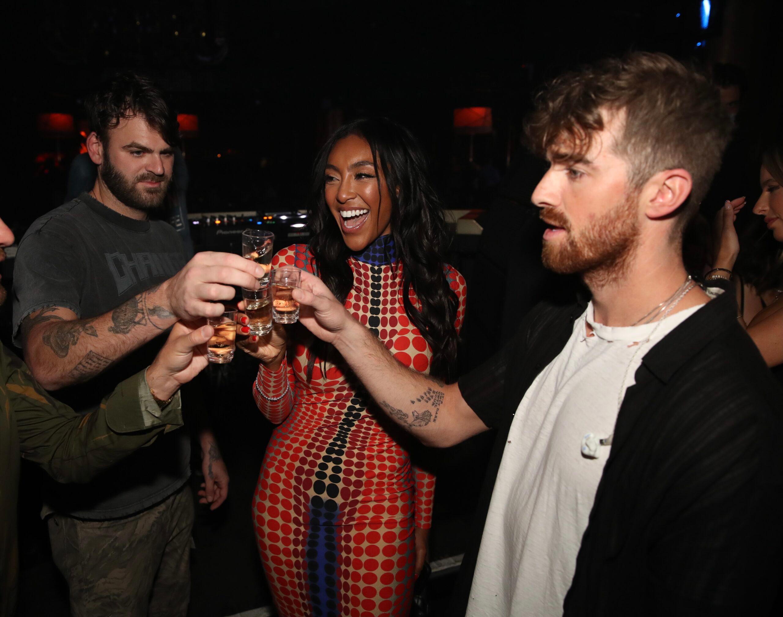 'Bachelorette' Star Tayshia Adams Parties With The Chainsmokers