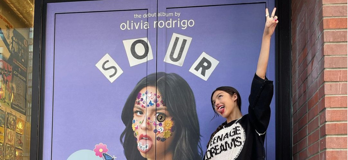 Olivia Rodrigo Could Potentially Lose MILLIONS of Dollars To Taylor Swift & Paramore