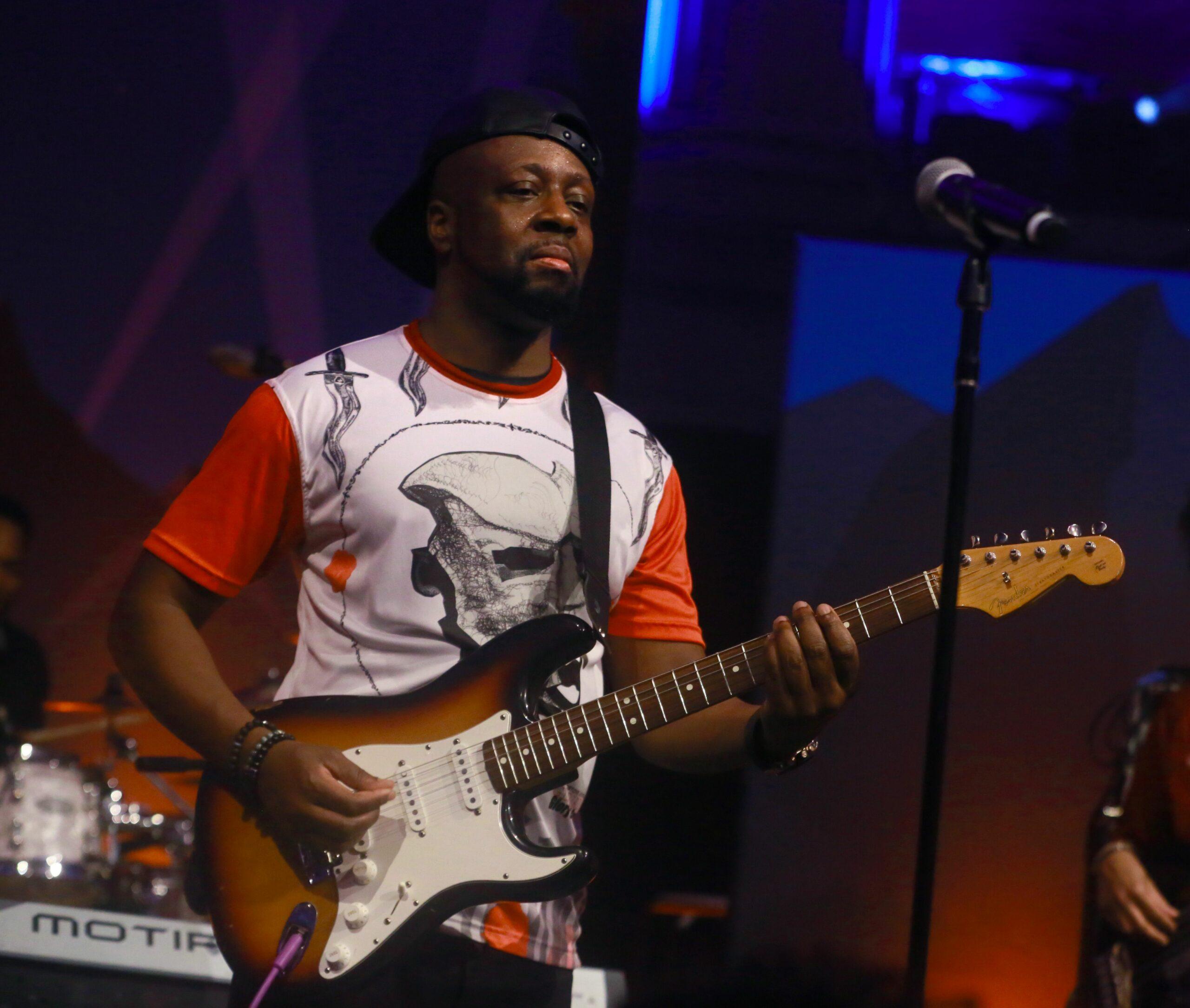 Wyclef Jean performs at the annual Salesforce big party