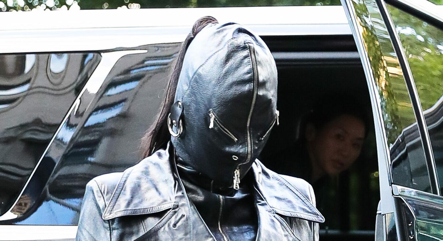 Kim Kardashian Covered head to toe with a leather suit while arrives at her hotel in NYC