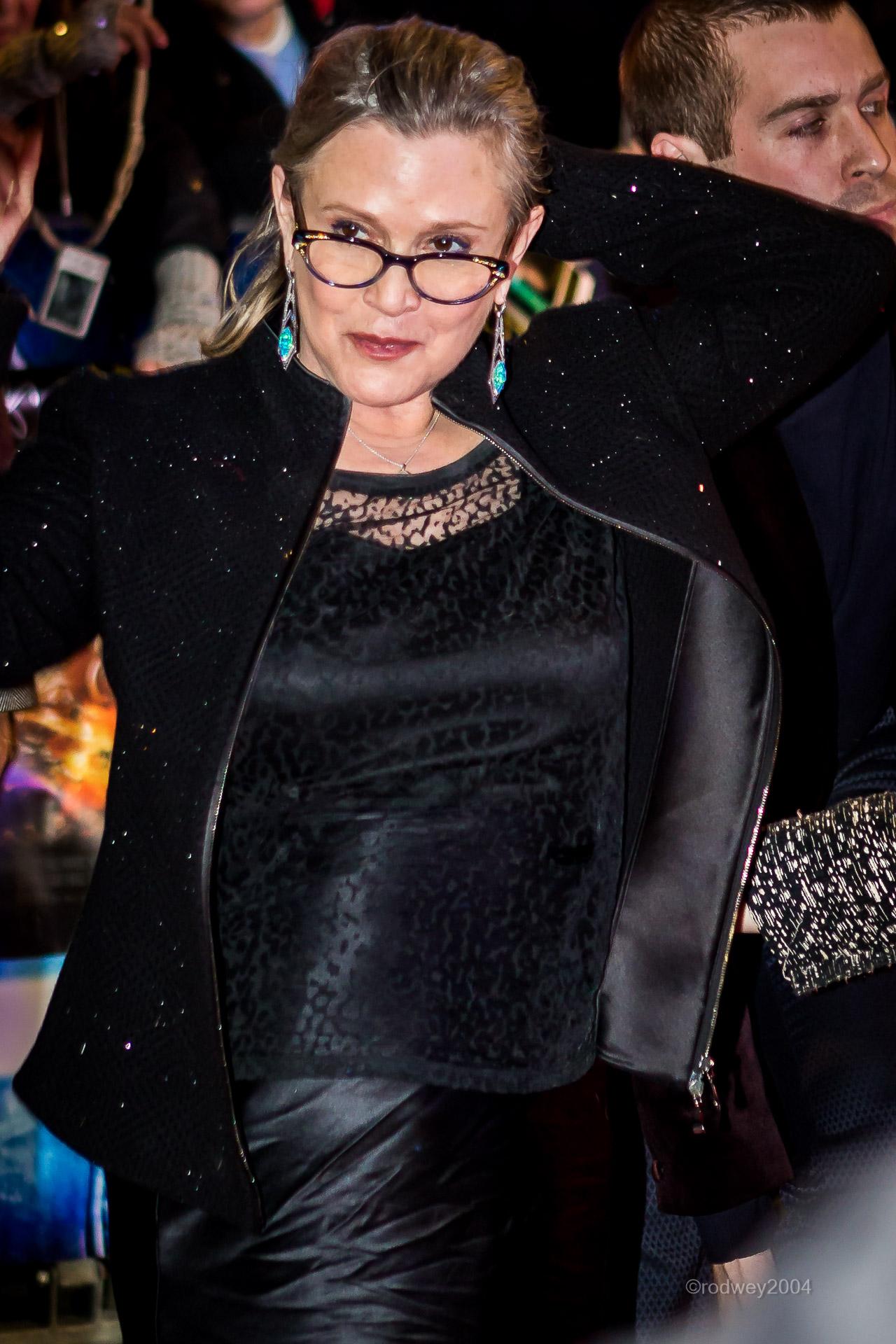 Carrie_Fisher_at_UK_premiere_of_Force_Awakens