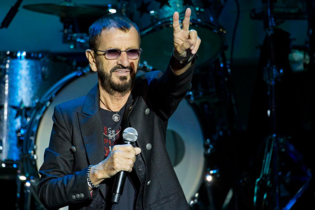 Ringo Starr banned fan mail, and stopped signing autographs