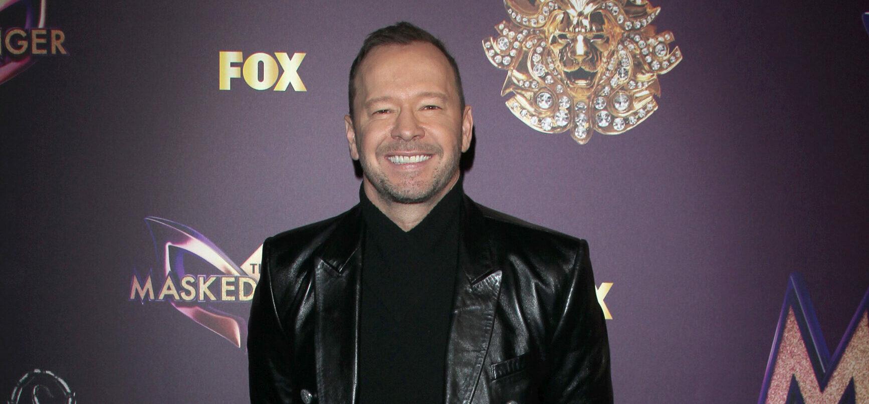 Donnie Wahlberg And Fans Are Spreading Positivity On Twitter