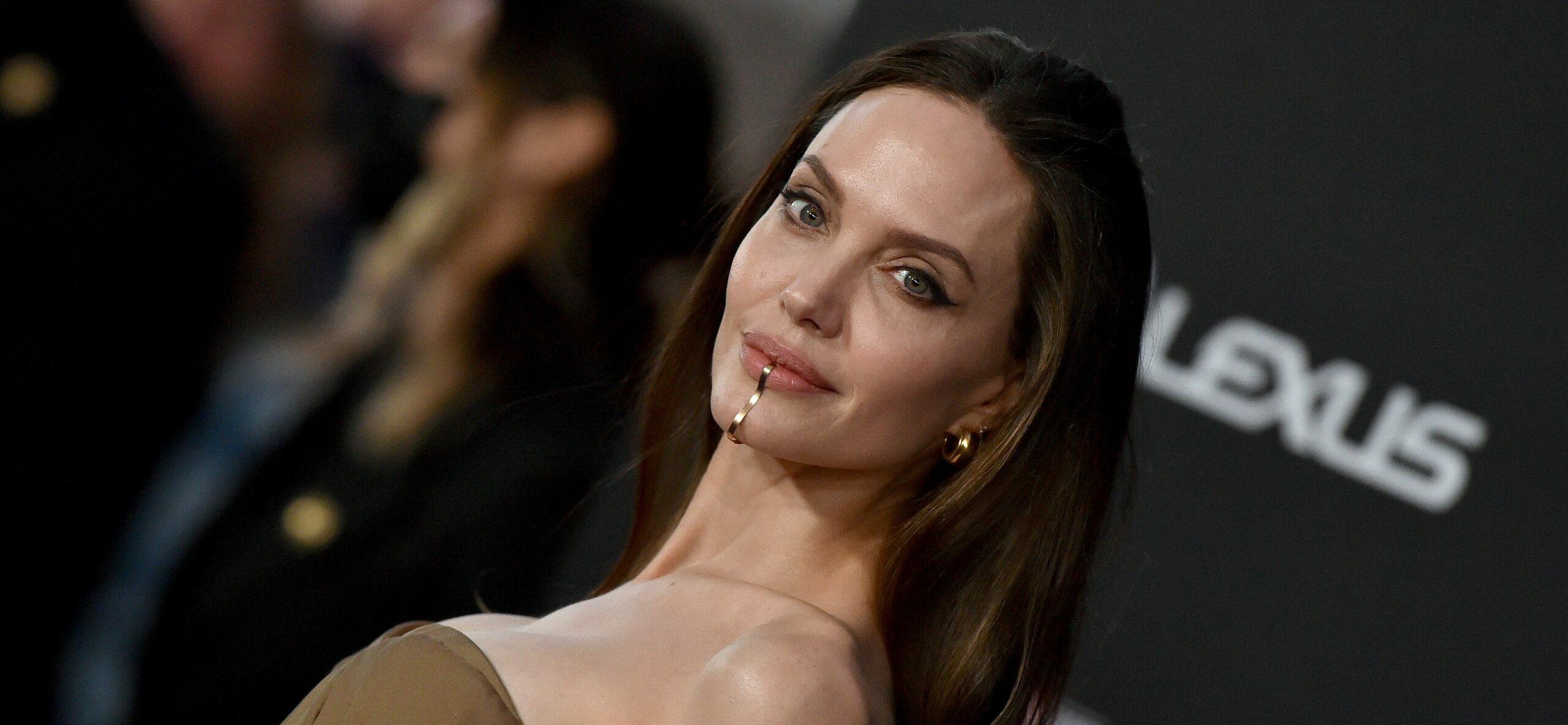 Angelina Jolie Reflects On Her Late Mother’s Long Battle With Ovarian Cancer