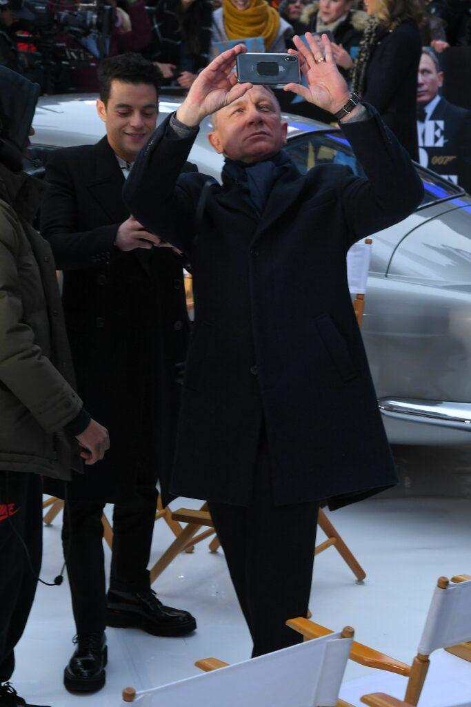 Daniel Craig L a Seydoux and Rami Malek promote their new Bond movie at GMA