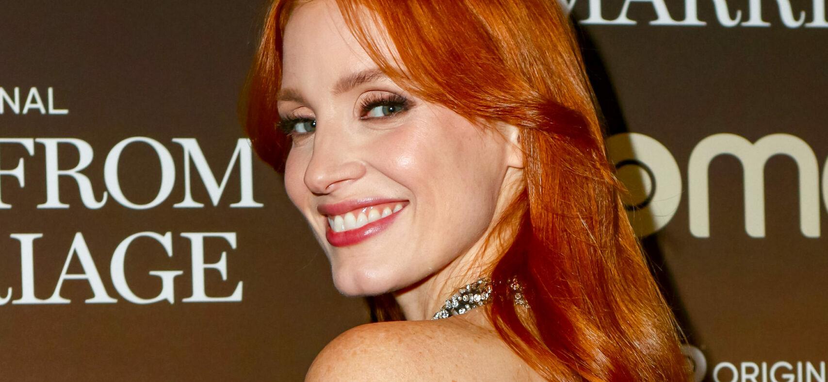Jessica Chastain Met With The President Of Ukraine During Important Visit To The Country