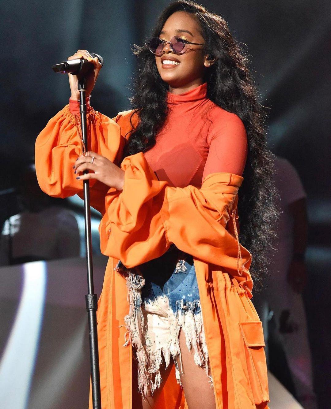 H.E.R. on stage