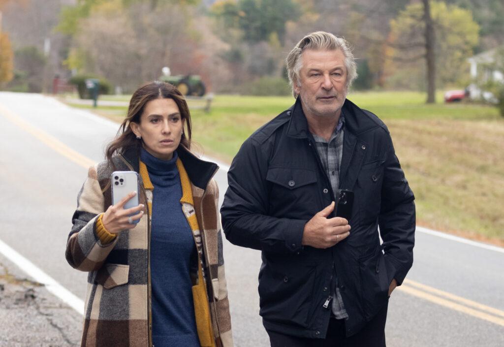 Hilaria Baldwin & Alec Baldwin walking