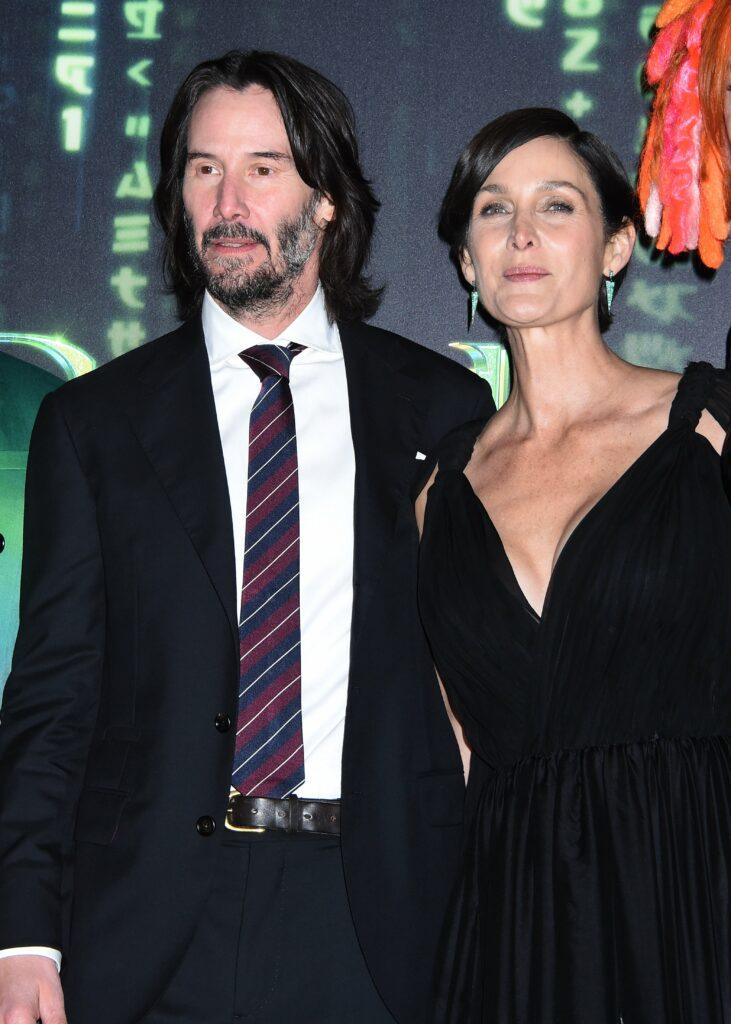 John Wick: Carrie-Anne Moss quer interpretar uma assassina nos filmes de  Keanu Reeves