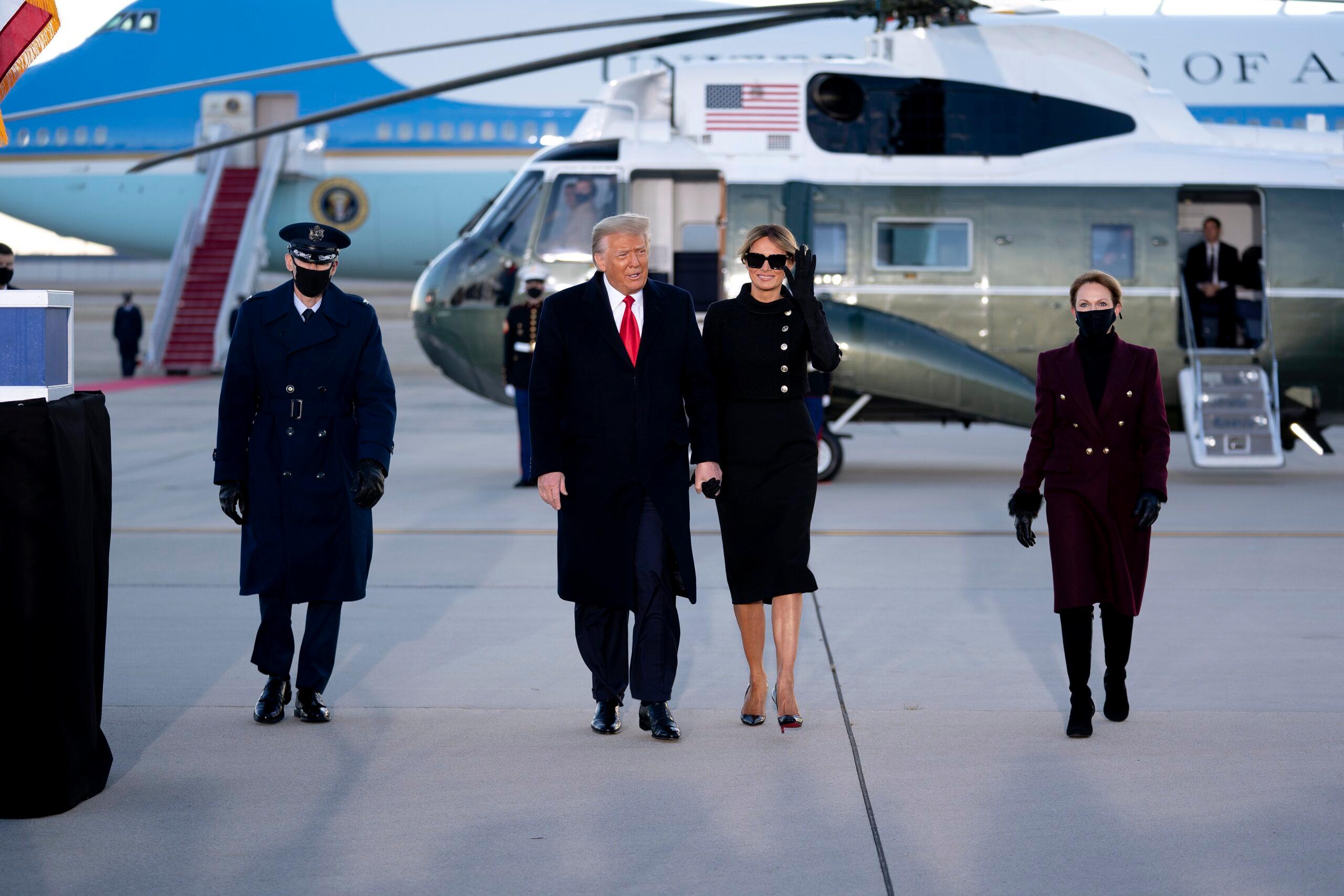 Presidente Trump realiza cerimônia de partida antes de viajar para a Flórida