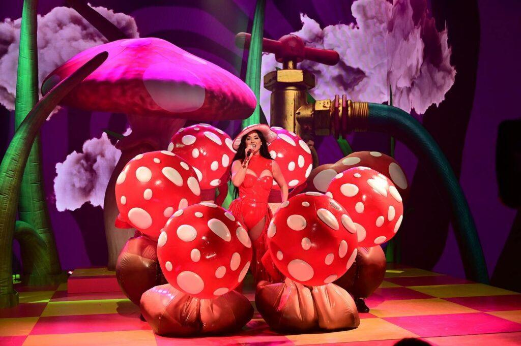 Katy Perry performs on "Saturday Night Live"