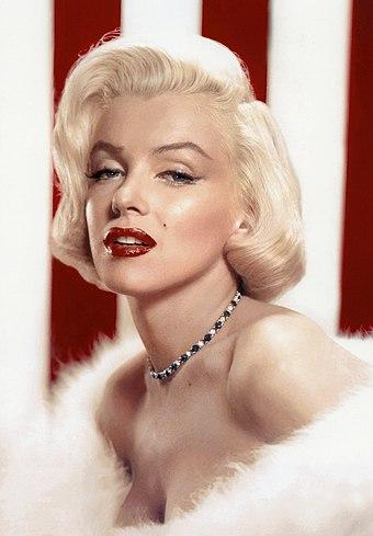 340px-Marilyn_Monroe,_Photoplay_1953