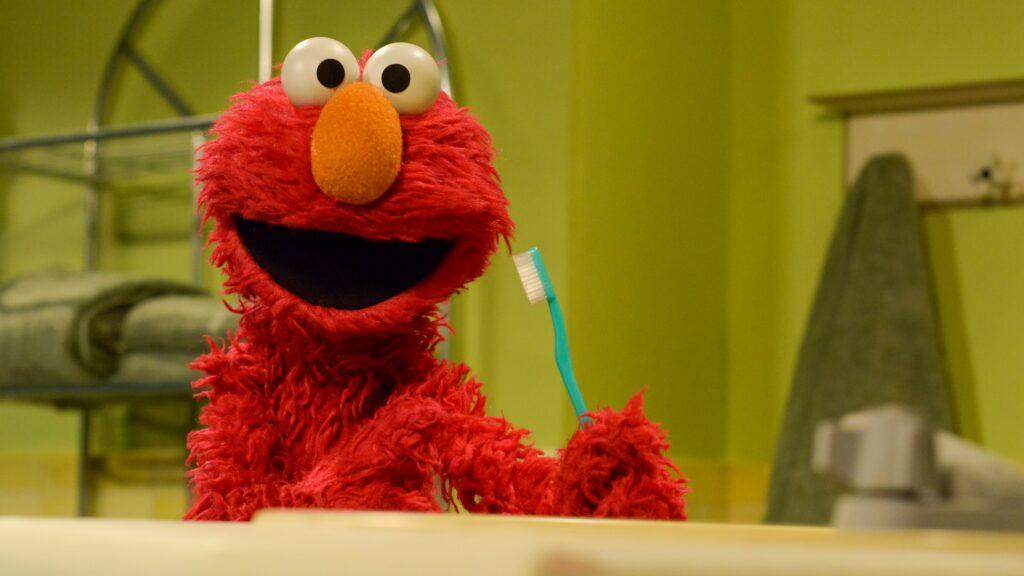 ‘Sesame Street’ Feud Between Elmo And Zoe Kicks Off 2022