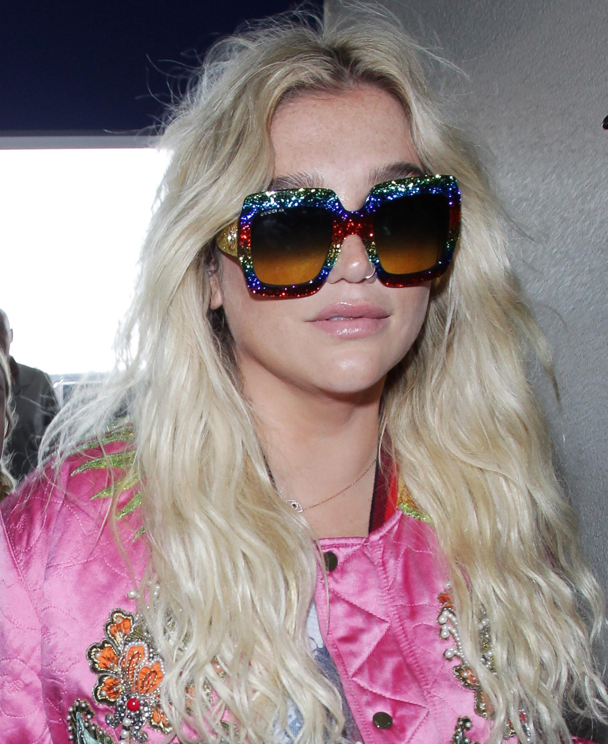 Kesha Ke ha arriving at the Los Angeles International Airport