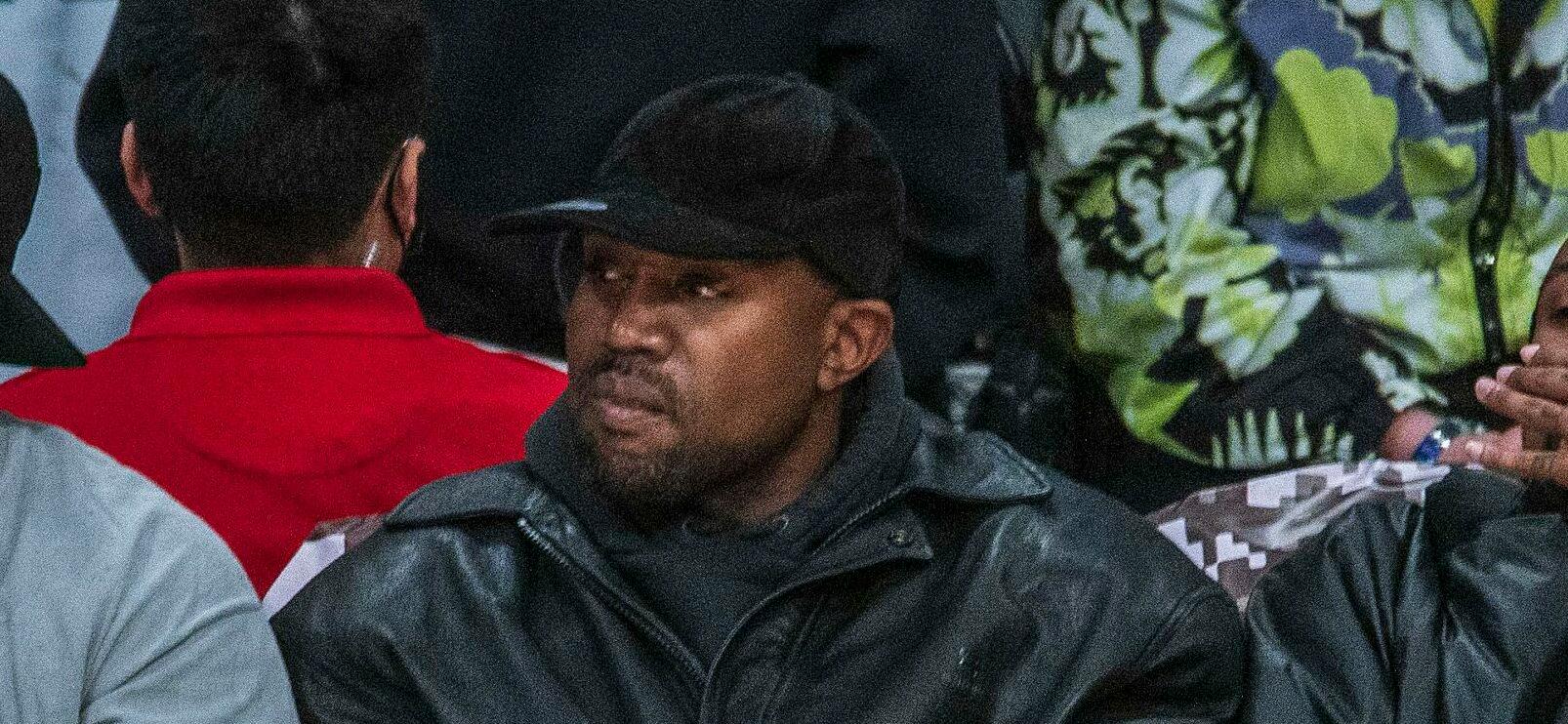 Kanye West At Lakers Kings Game