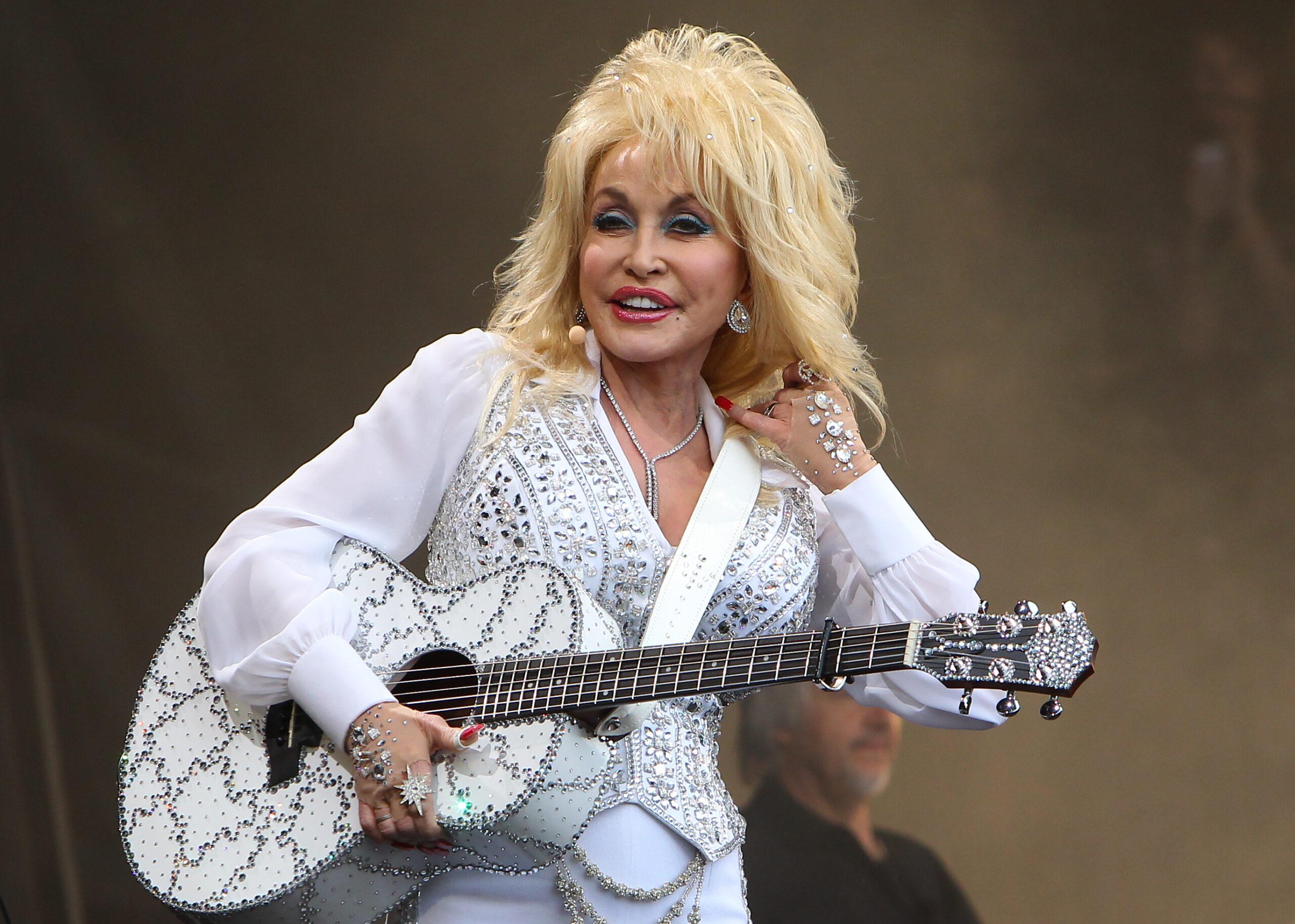 Dolly Parton at Glastonbury Festival 2014