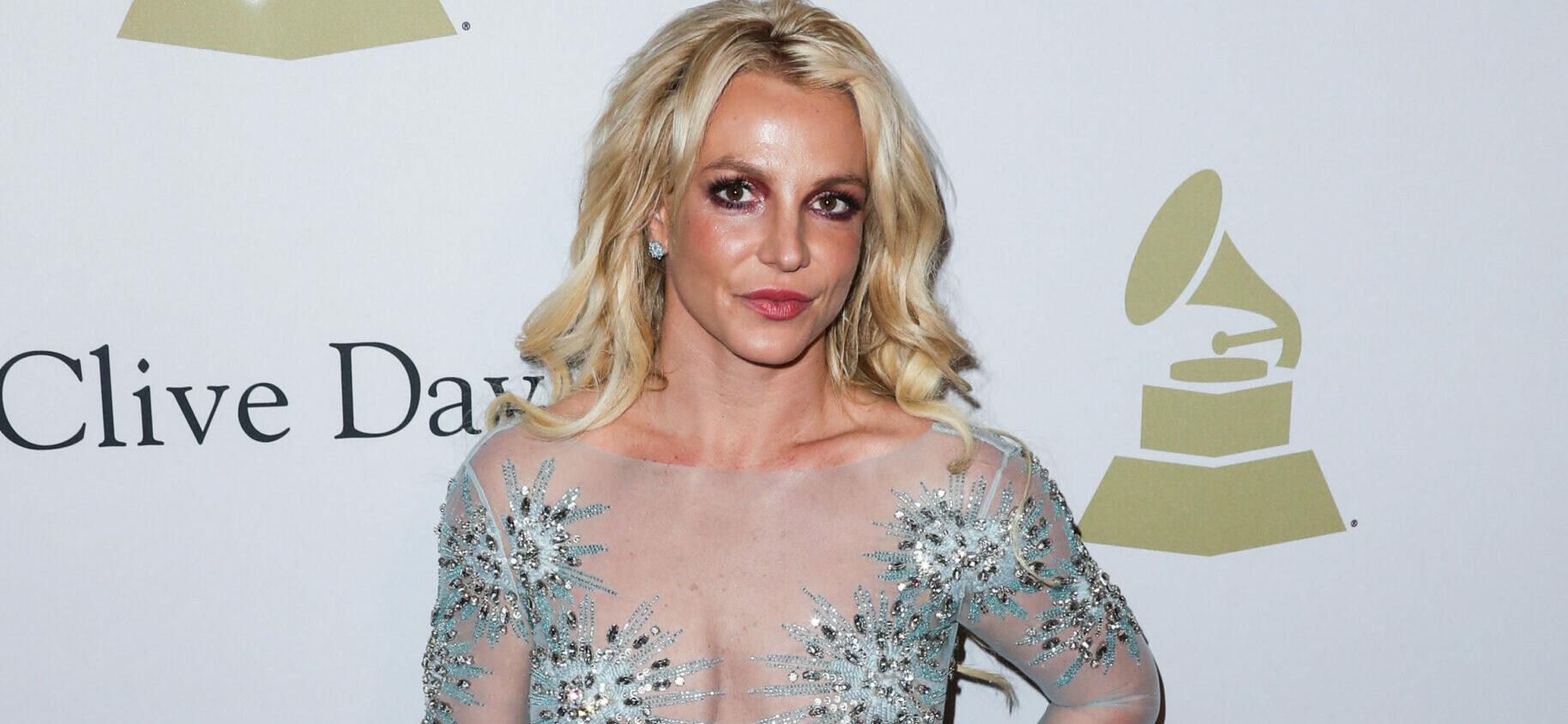 Britney Spears Cuddles Up To Her Assistant… Without Any Clothes!