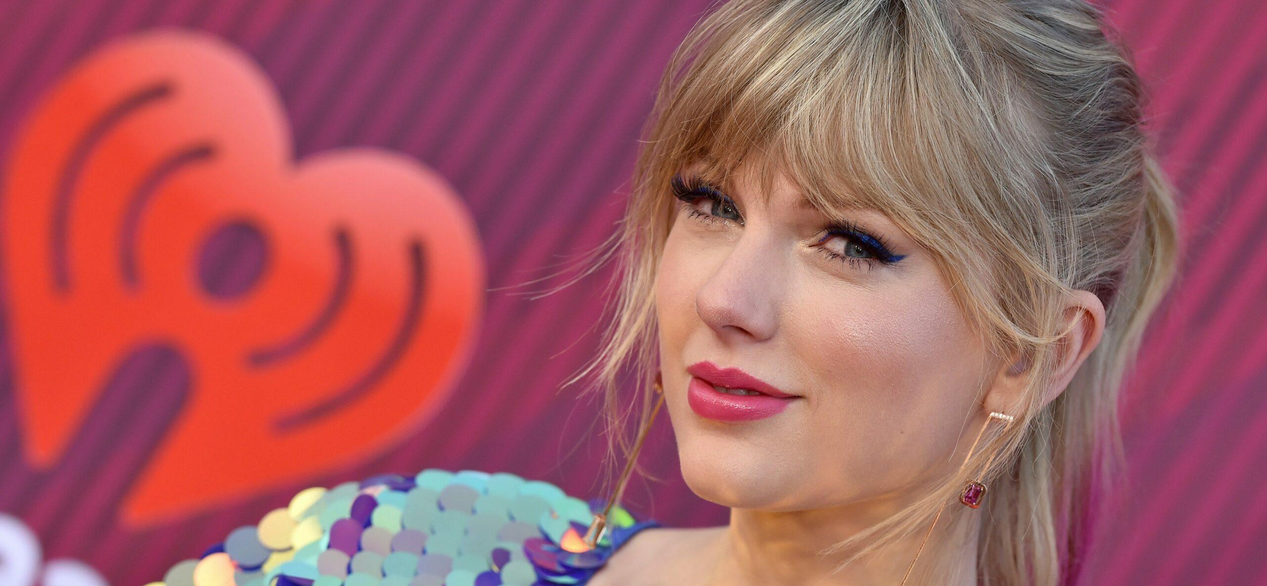 Taylor Swift on 'Jeopardy!,' Takes Over Every Category: Fan