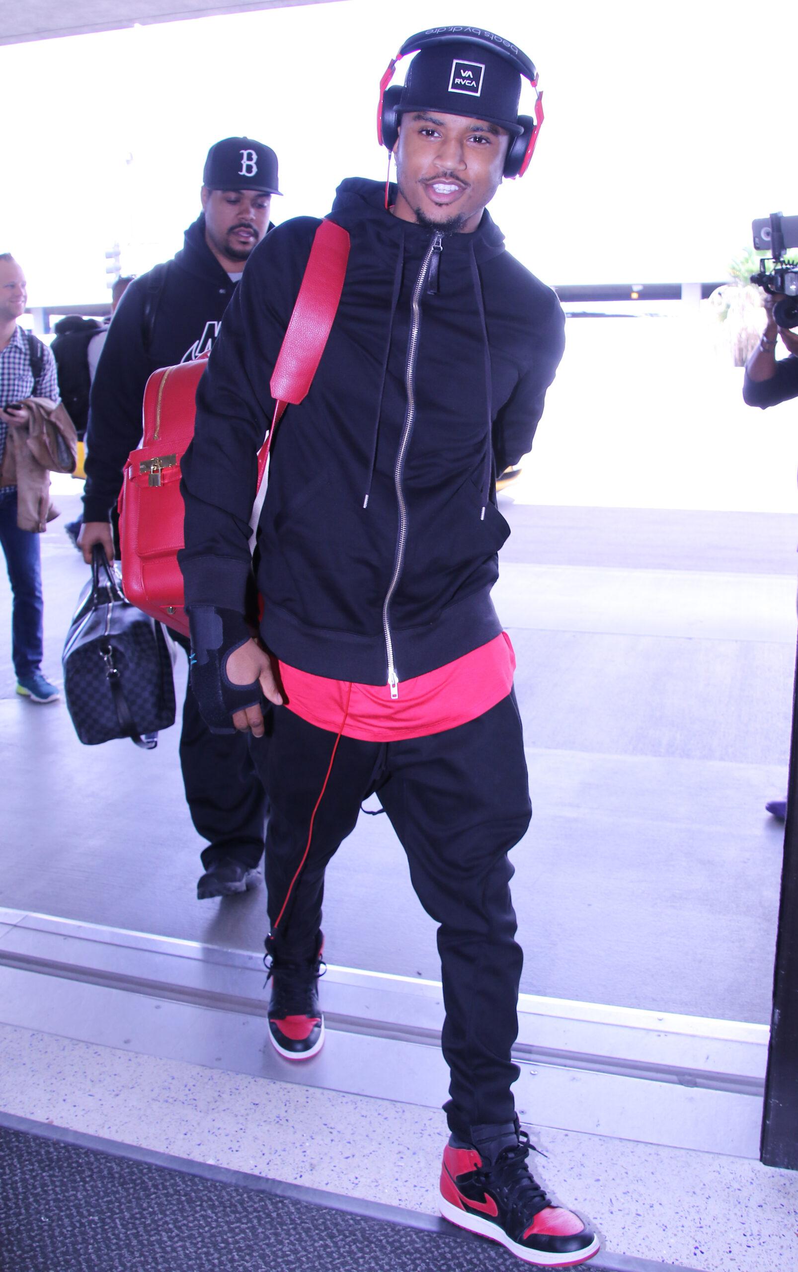 Trey Songz arrives at Los Angeles International (LAX) Airport