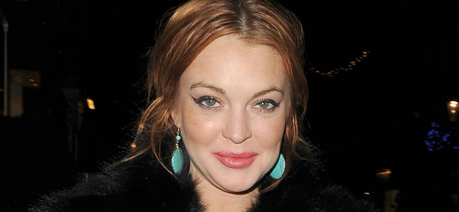 Lindsay Lohan Pokes Fun At Herself In New Super Bowl Ad