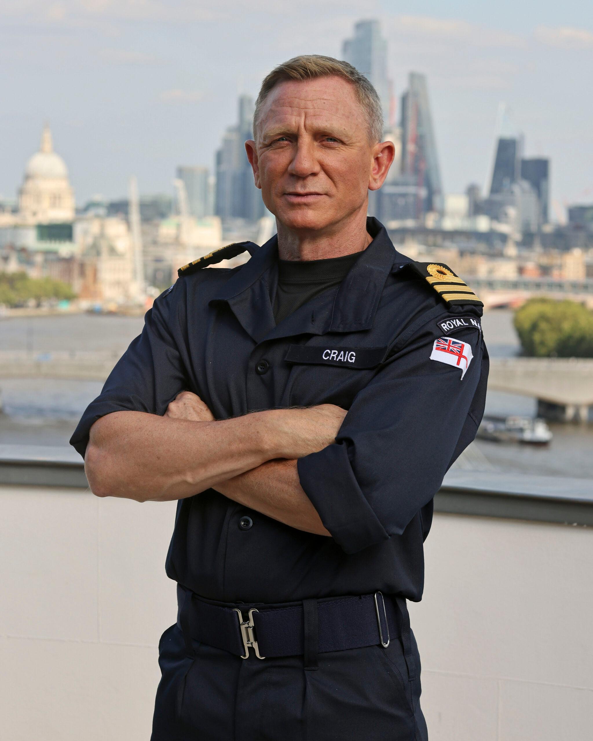 Daniel Craig made Honorary Commander in Royal Navy
