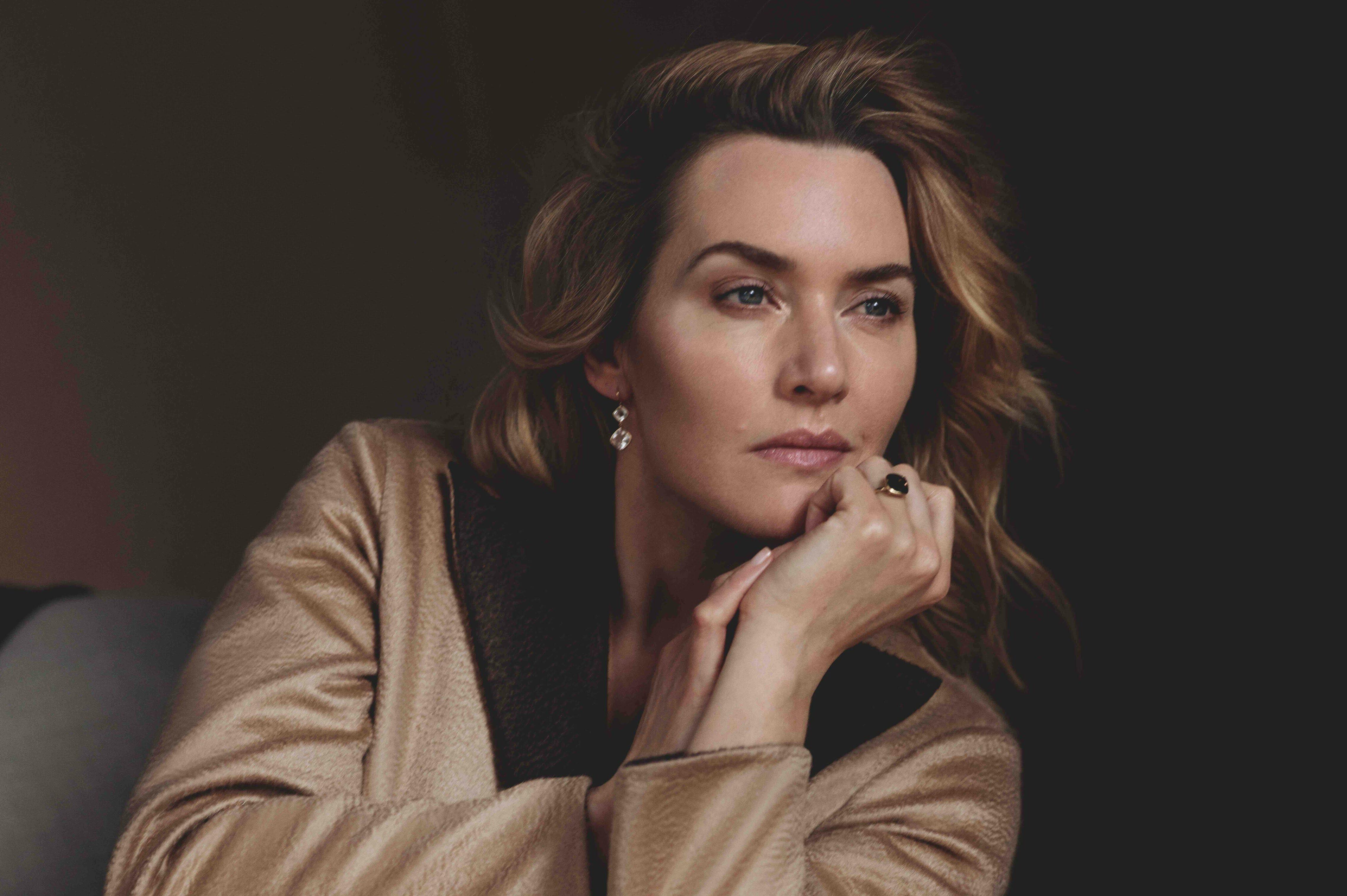 Kate Winslet stars in DAKS fashion campaign