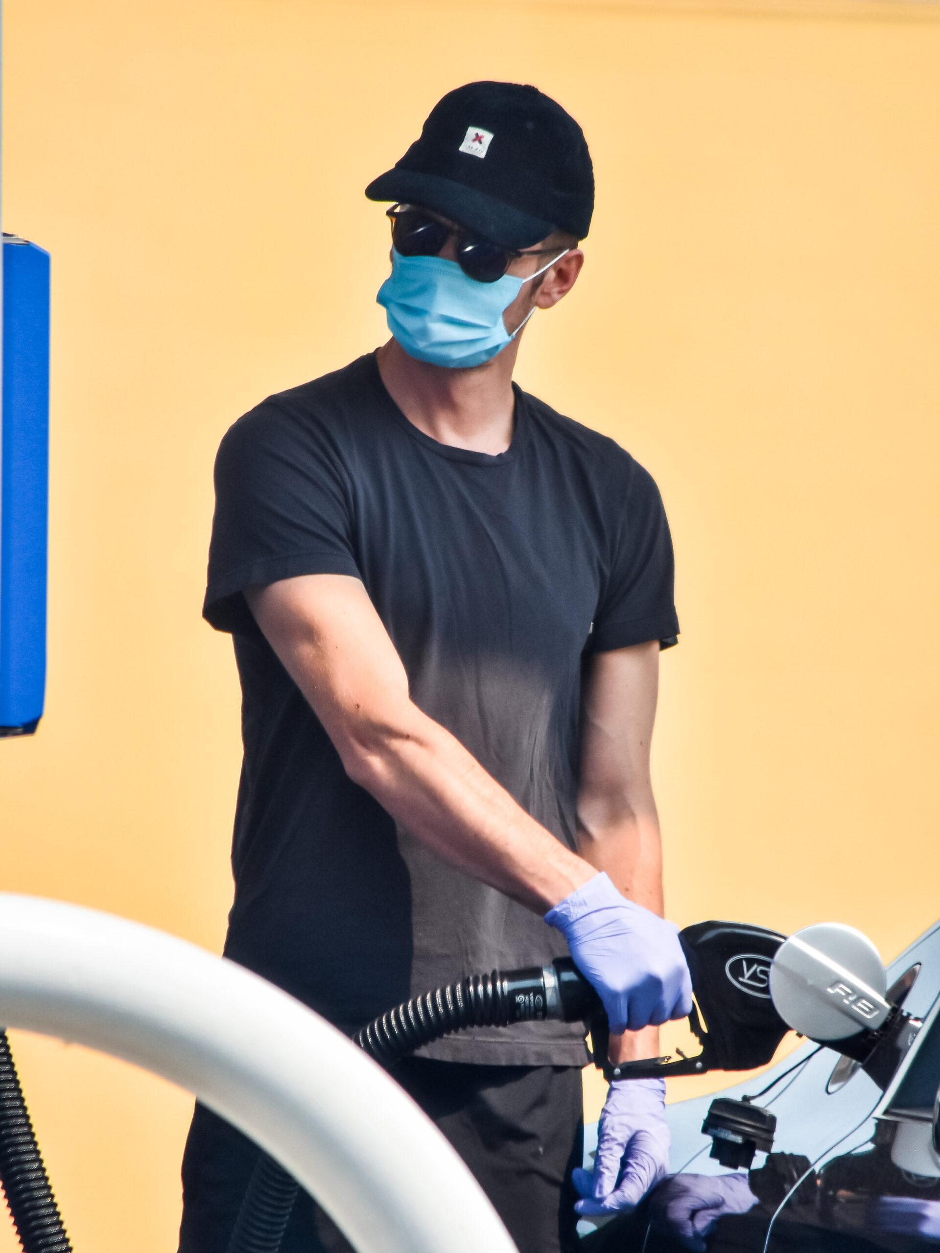 Hayden Christensen seen at gas station in West Hollywood