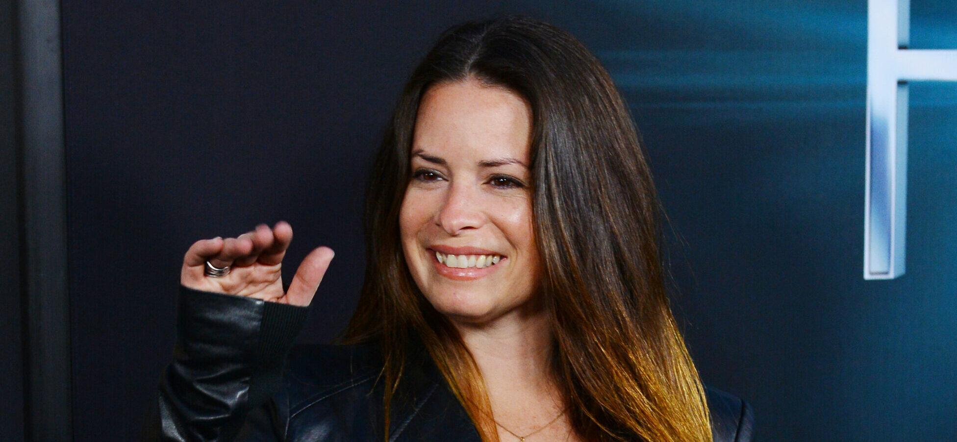 Holly Marie Combs Refused To Wear A Padded Bra On The ‘Charmed’ Set