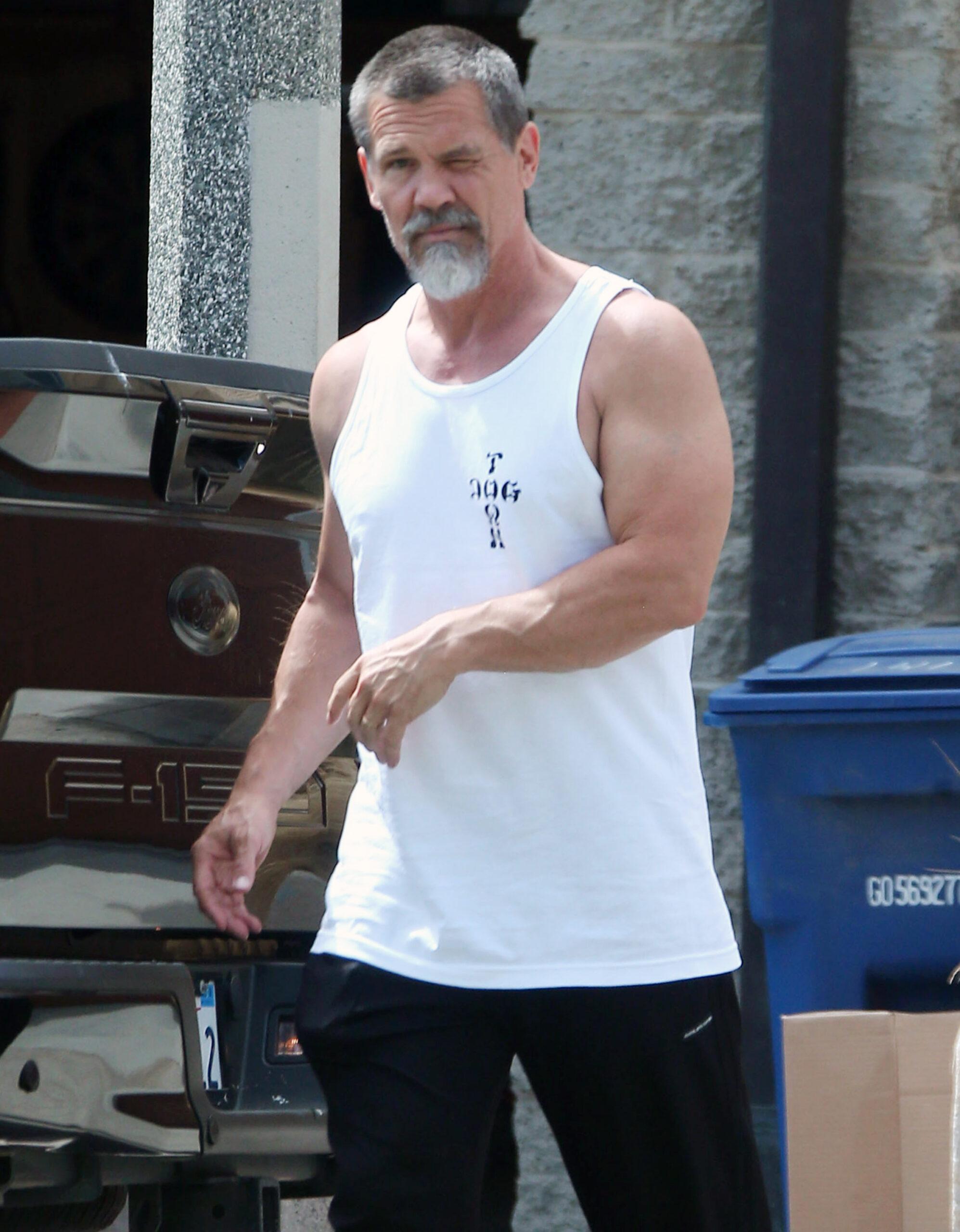 Actor Josh Brolin showing his buffed arms in Venice Beach