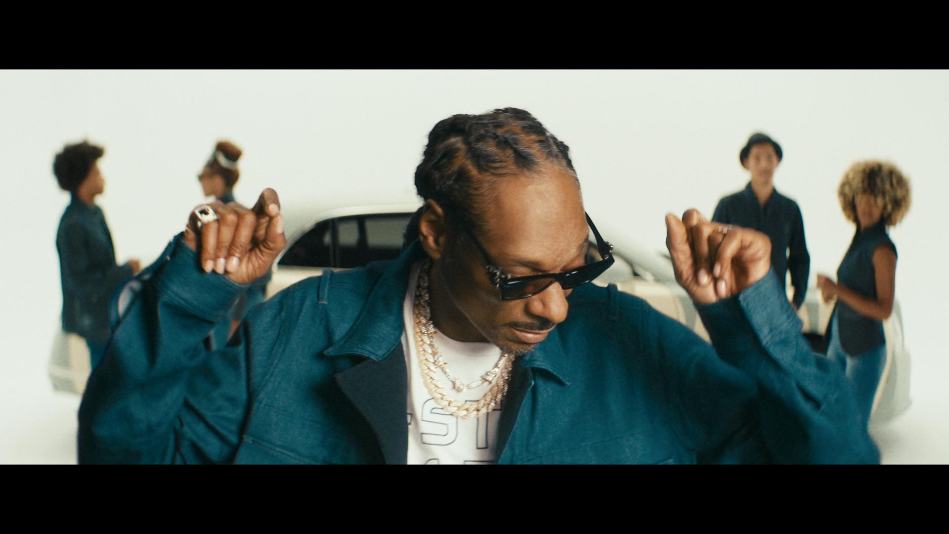 Snoop Dogg twerked for Anitta