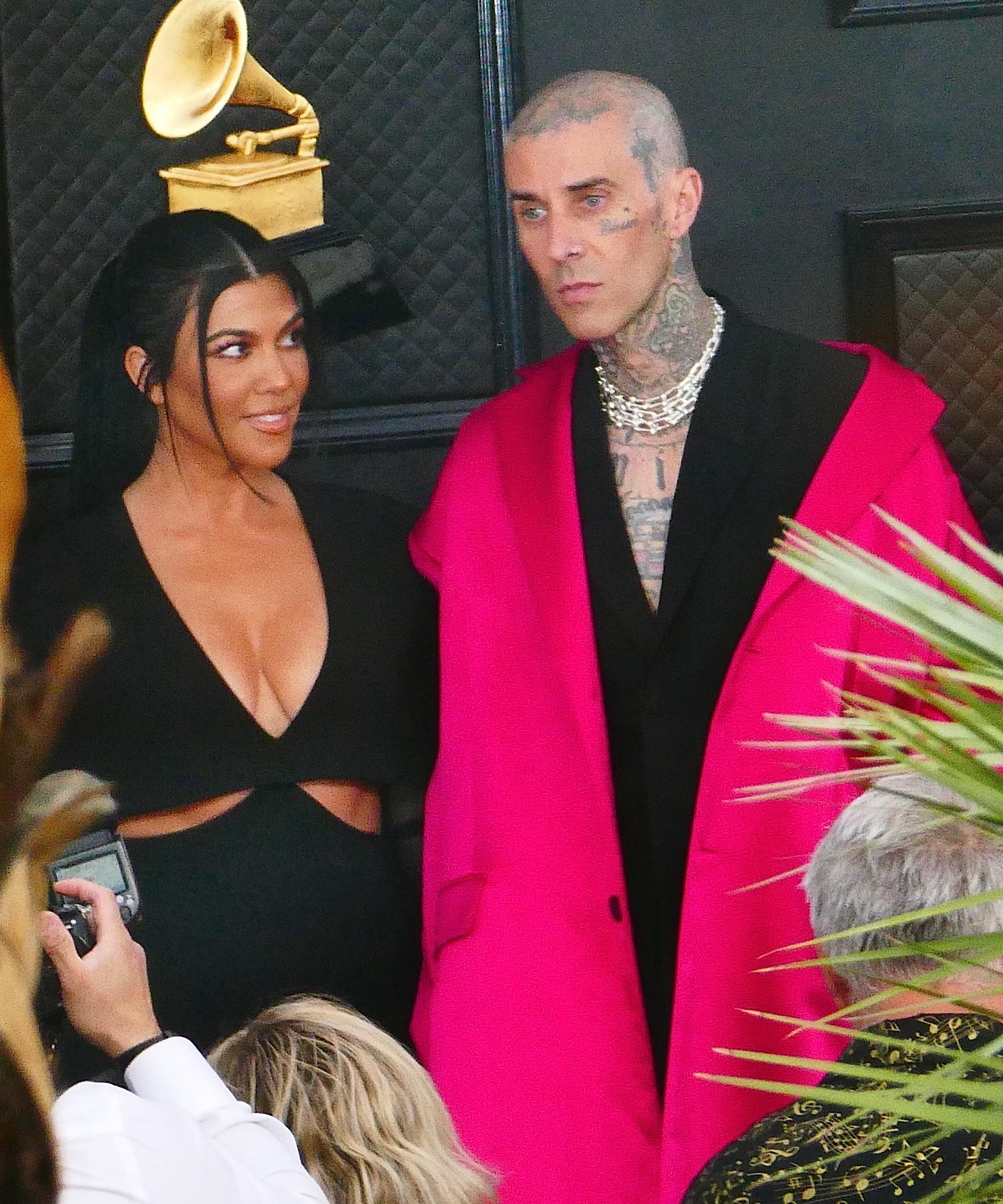 Kourtey Kardashian celebrates her 43rd Birthday with Travis Barker and extended family