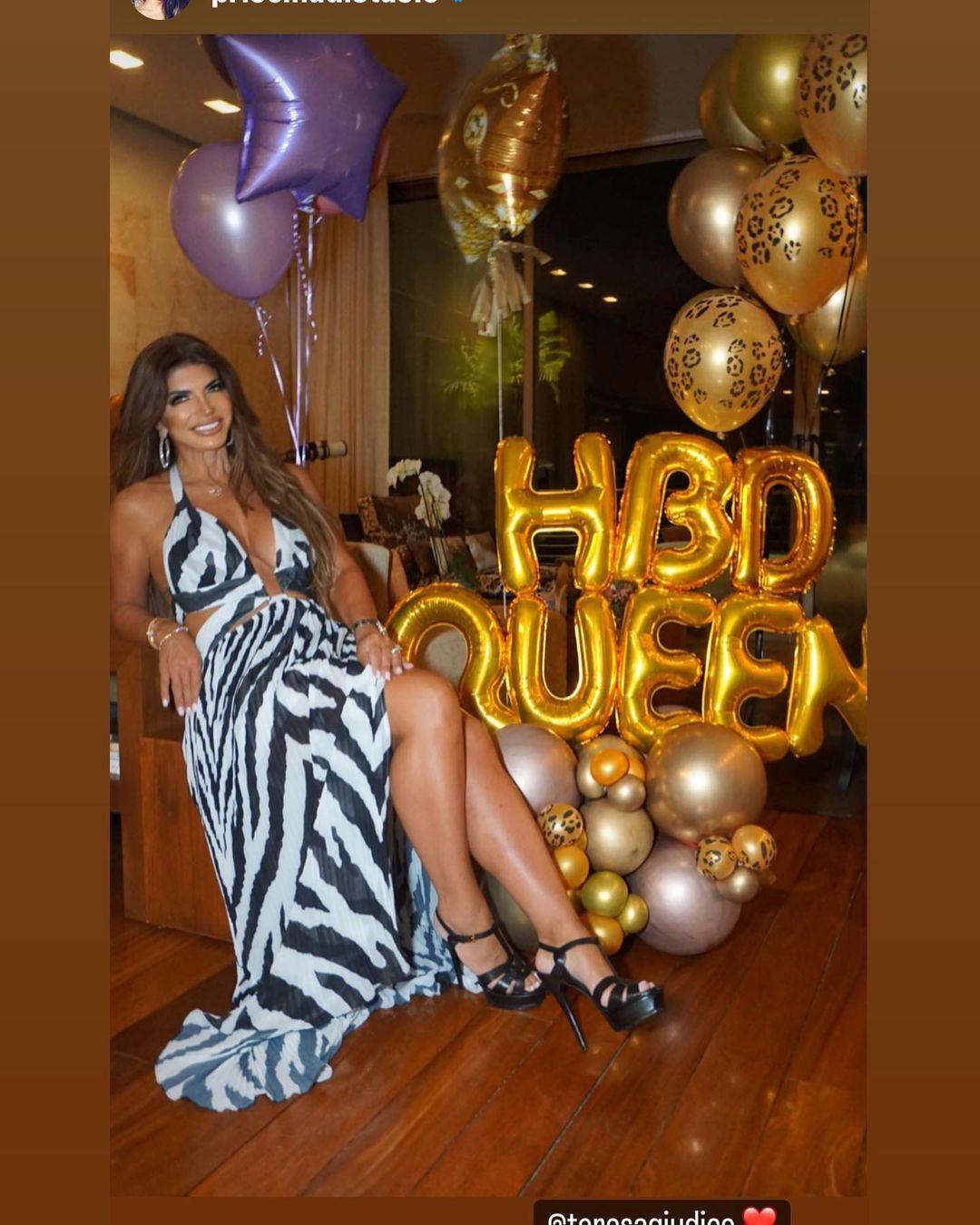 Teresa Giudice smiling.