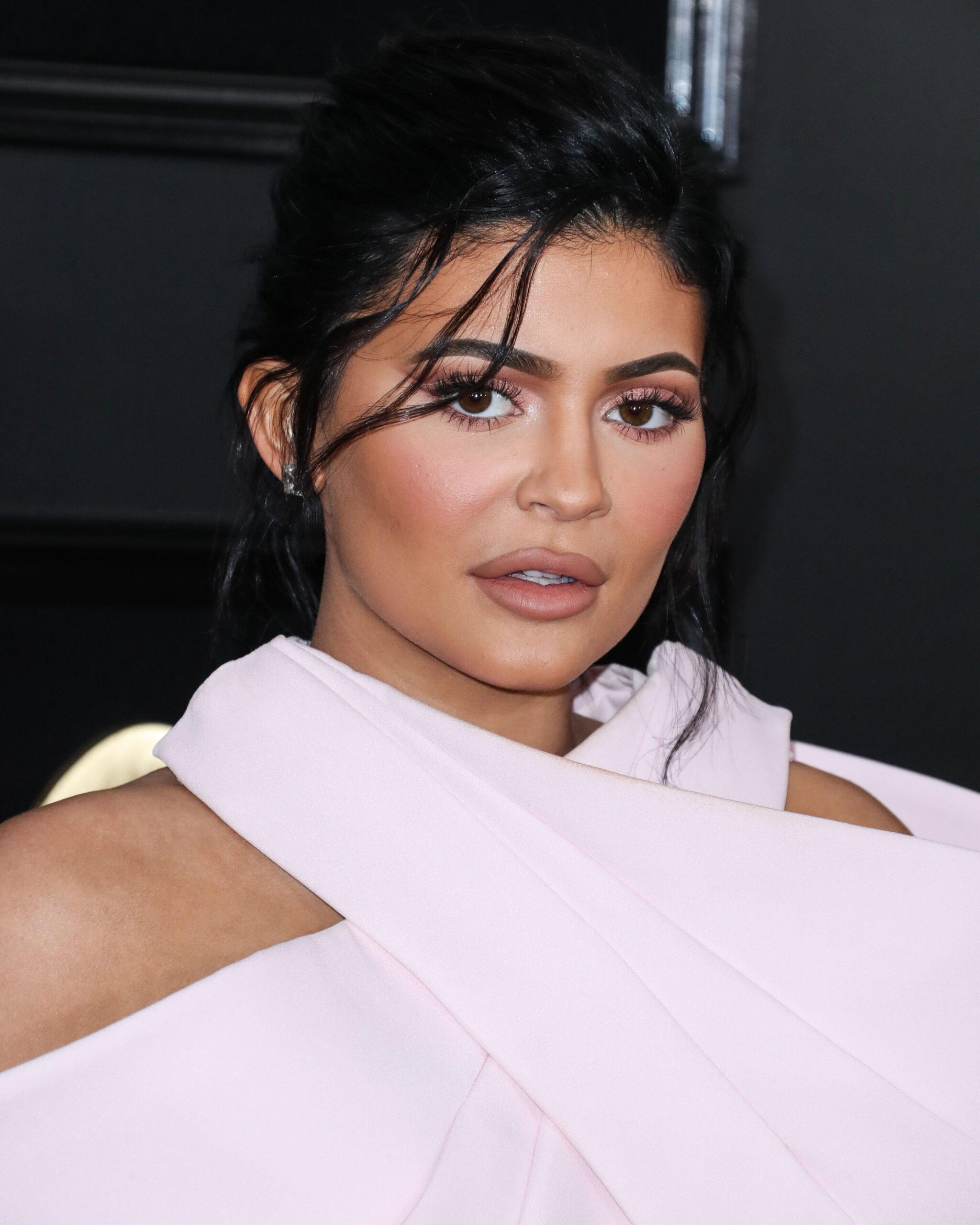 Kylie Jenner To Donate Hand Sanitizers to Southern California Hospitals With Coty Amid Coronavirus COVID-19 Pandemic