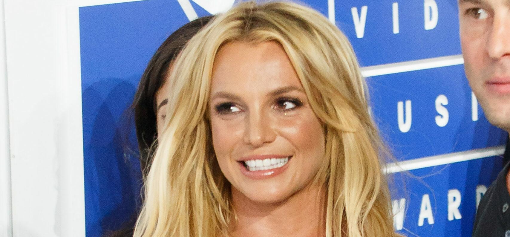 Britney Spears Talks About ‘Clarity’ While Chillin With ‘Euphoria’ Creator & The Weeknd!