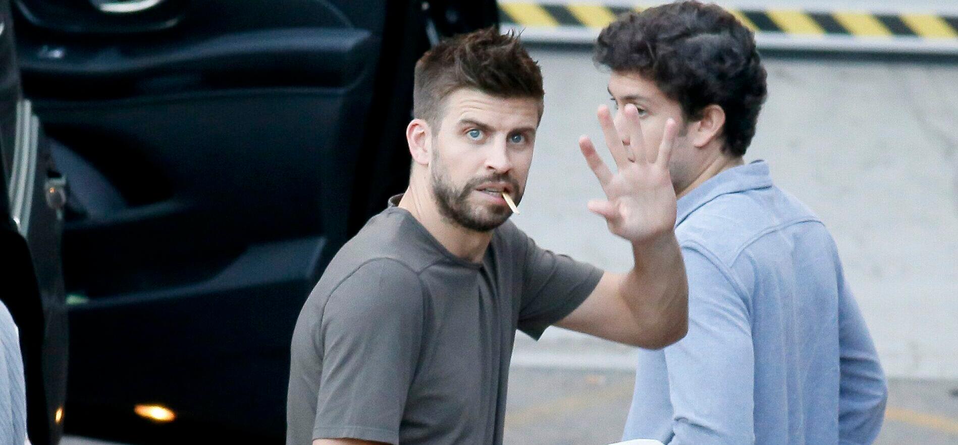 Gerard Piqué Caught Red Handed Checking Out Shakira’s Social Media!