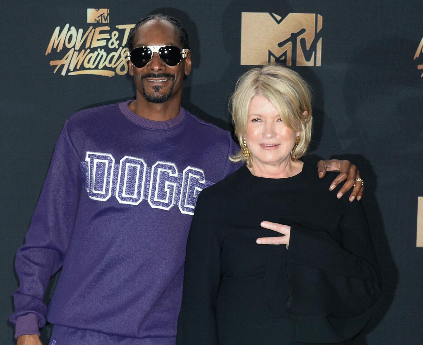 Celebrities in the press room at the 2017 MTV Movie and TV Awards at the Shrine Auditorium in Los Angeles, California. 07 May 2017 Pictured: Snoop Dogg, Martha Stewart.