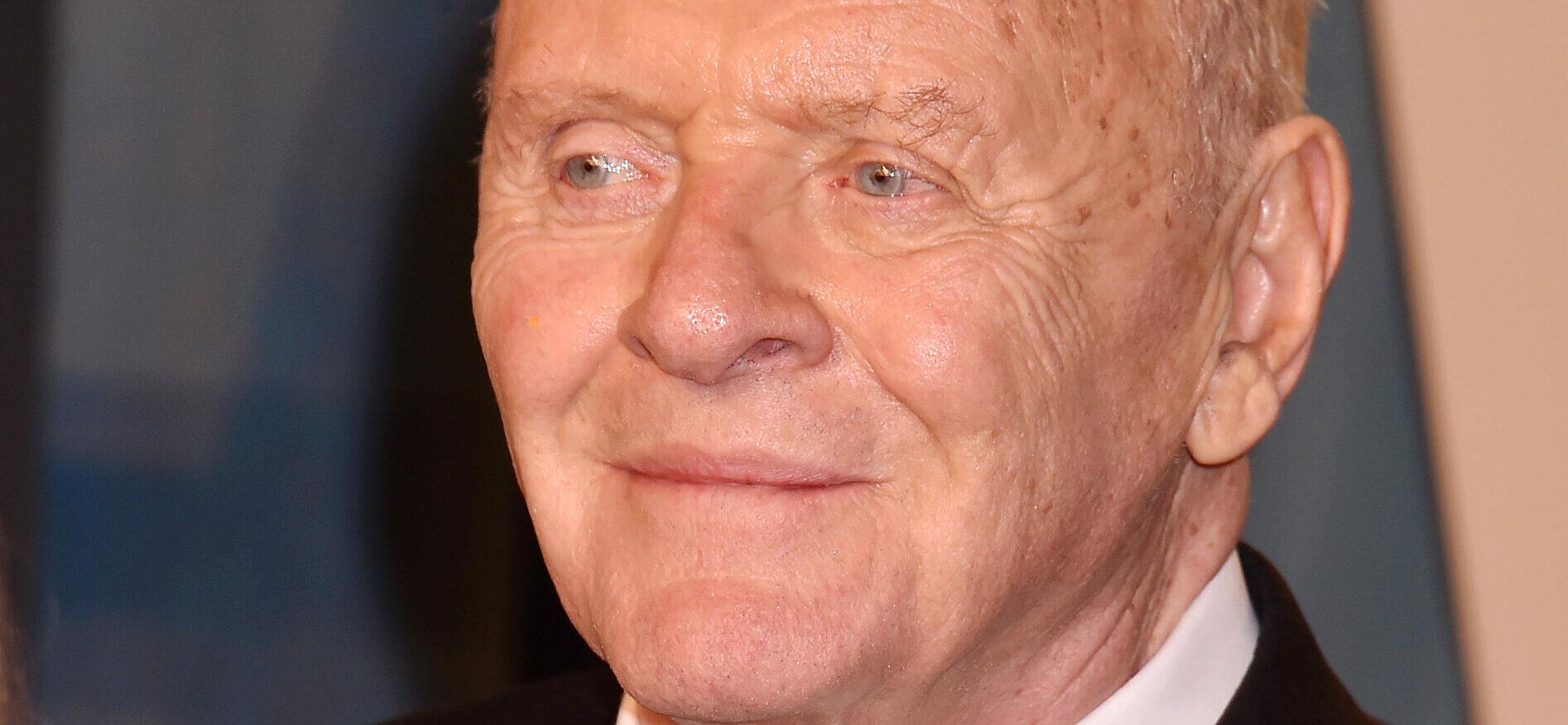 Anthony Hopkins entra para o elenco de Rebel Moon, de Zack Snyder