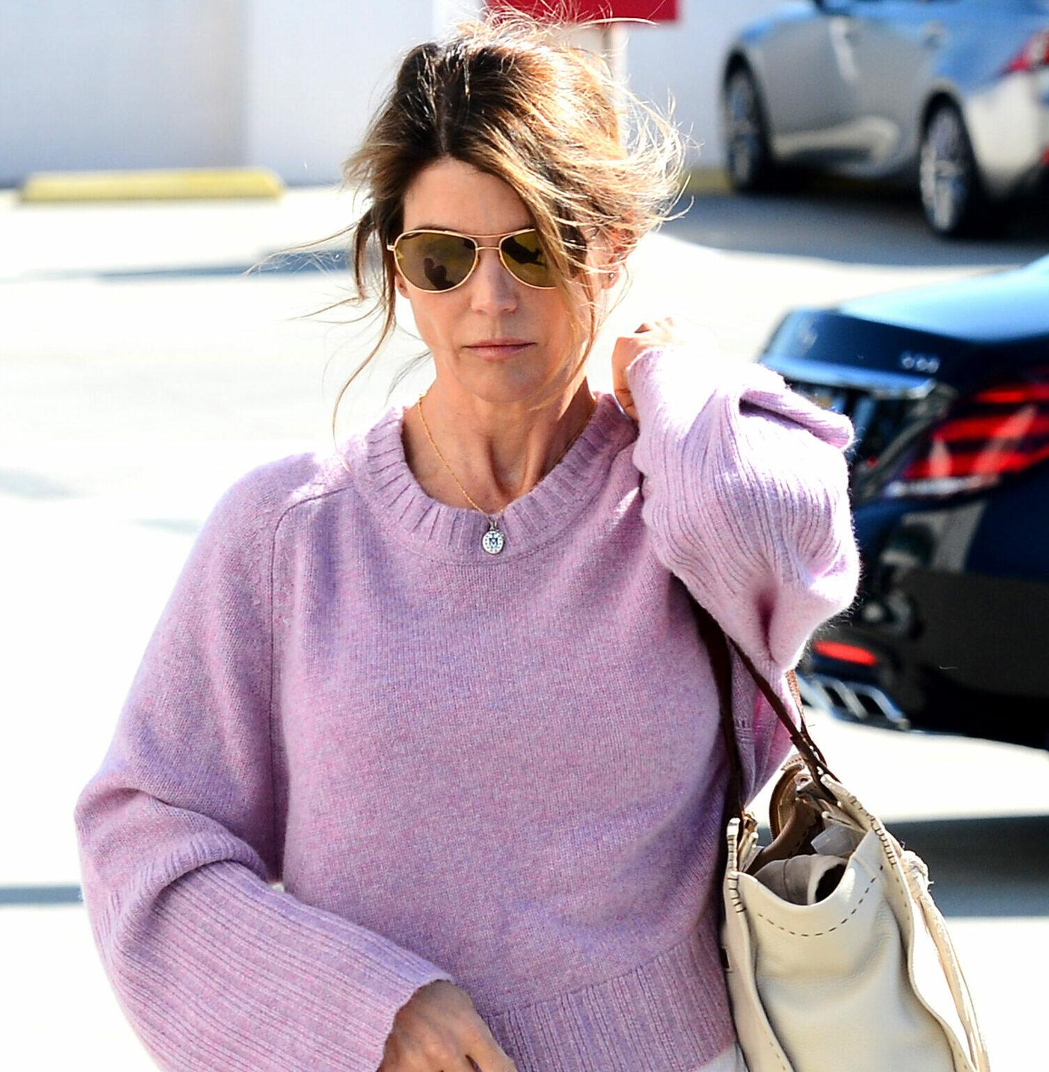 Lori Loughlin Meets Up With a Mystery Man at an Orthopedic Clinic