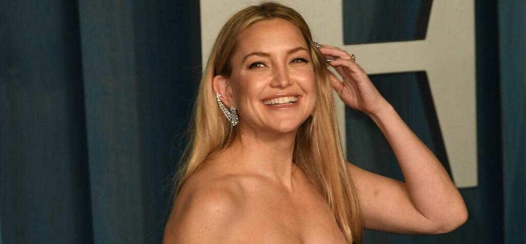 Kate Hudson Stunning In Dress That's Everywhere This Summer!