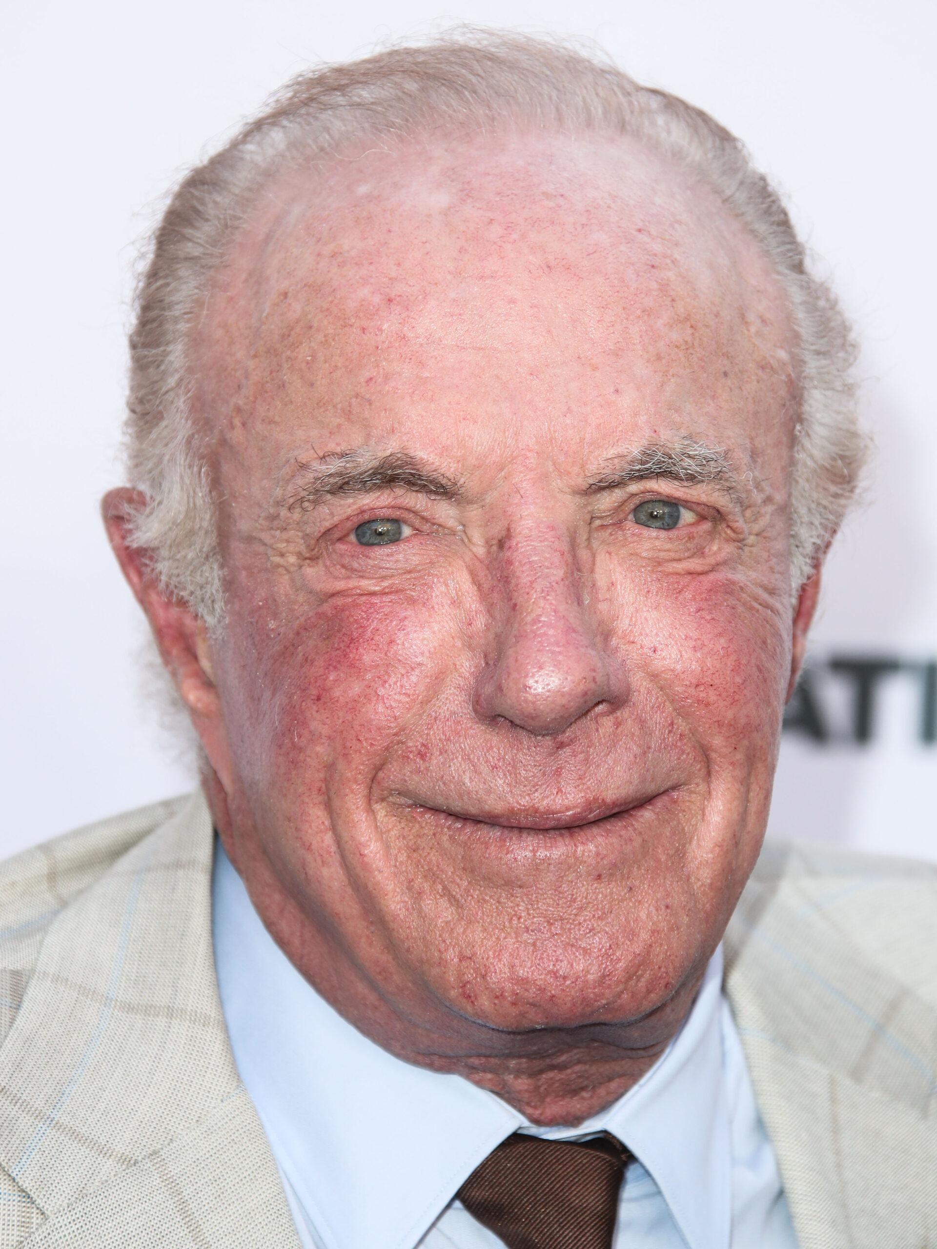 Humane Society Of The United States' Annual To The Rescue! Los Angeles Benefit held at Paramount Studios on April 22, 2017 in Hollywood, California. 22 Apr 2017 Pictured: James Caan. Photo credit: IPA/MEGA TheMegaAgency.com +1 888 505 6342 (Mega Agency TagID: MEGA31124_028.jpg) [Photo via Mega Agency]