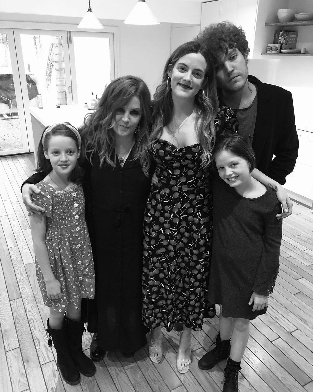 Lisa Marie Presley with her kids