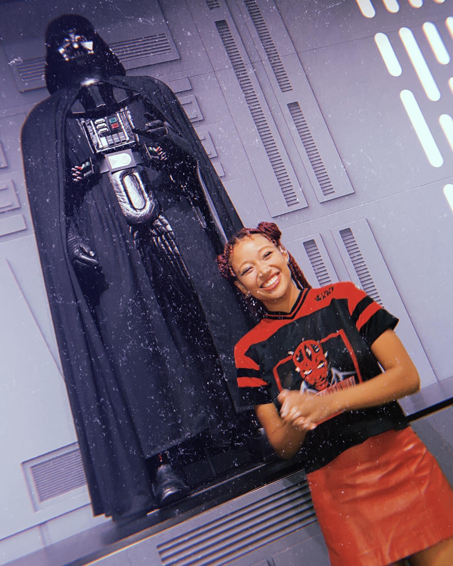 Amandla Stenberg with Darth Vader
